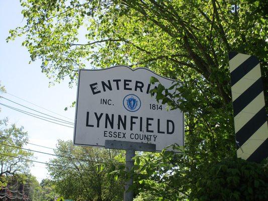 Entering Lynnfield at the Wakefield line.