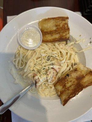 Huge shrimp fettuccine Alfredo