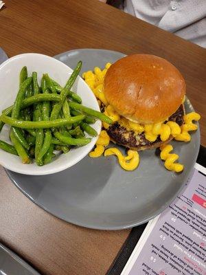 Mac/cheese burger