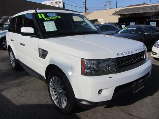 2011 Range Rover Sport Loaded with Very Low Miles