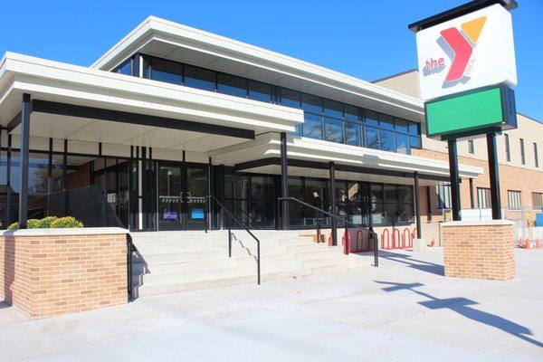 Appleton YMCA front entrance