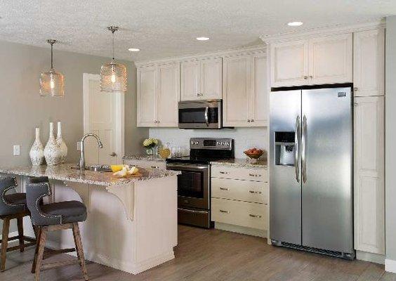 Kitchen designed by Today's StarMark Custom Cabinetry and Furniture