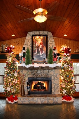 Merry Christmas from Middle Road Inn dinning room