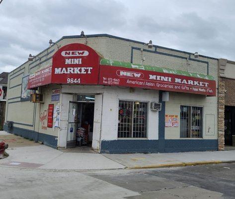 New Mini Market