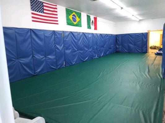 Mat space 600sq feet