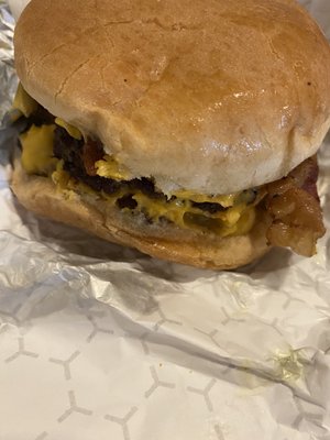 Bacon cheeseburger