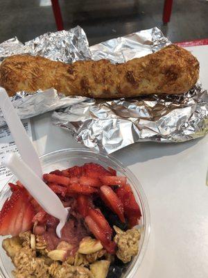 Açaí bowl and chicken bake.