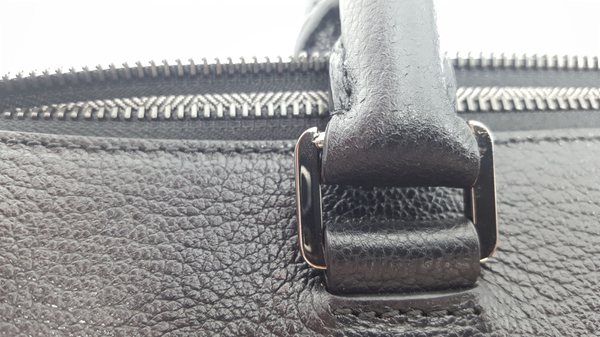 Chipped buckle