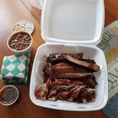 Ultimate Combo...1/3 rack of ribs, pulled pork and we got the brisket instead of the 1/4 chicken.