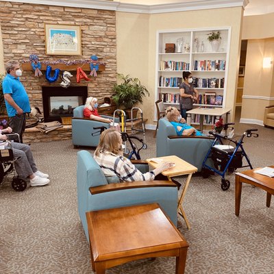 Residents enjoy many group activities while still social distancing. On this day we enjoyed a virtual musical performance.