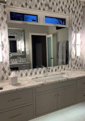 Mirrors cut to your size and specifications