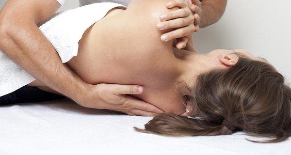 Fisioterapia Para el Hombro en Chicago IL https://www.doctoresymas.com/ (773) 692-5588