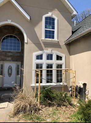 Resurface stucco walls