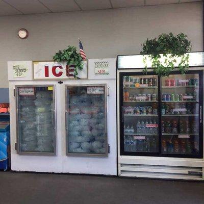 Ice and drinks