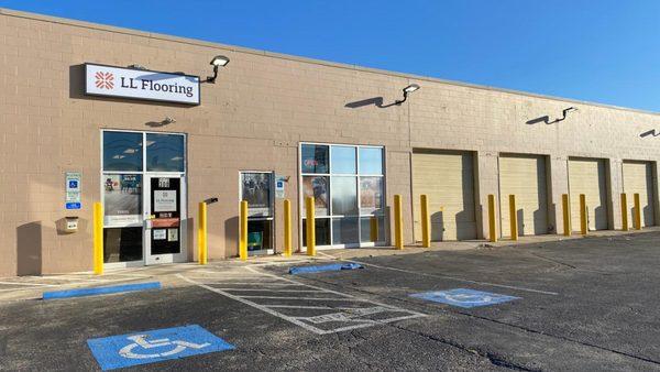 LL Flooring #1396 Killeen | 1101 South Fort Hood St | Storefront