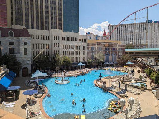 The City Pool at New York New York Hotel Casino