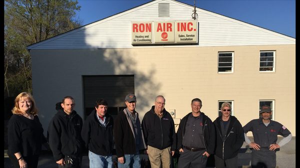 Ron Air staff