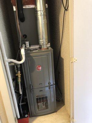 Gas Furnace Install with AC