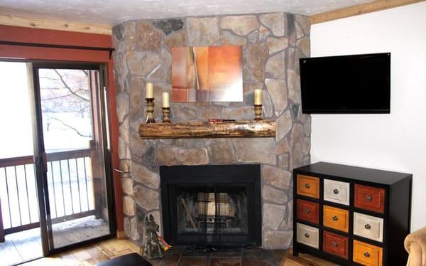 Snowcrest 212 - fireplace, great views, 2 HD LCD TV's