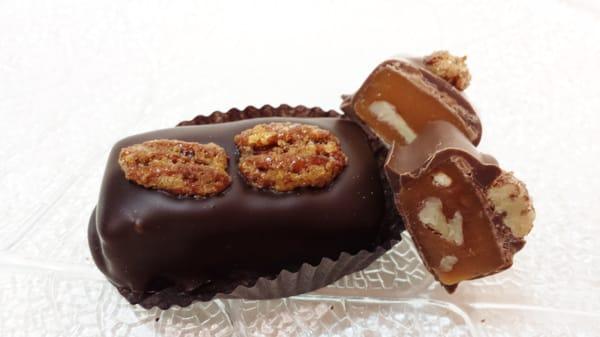 Pecan Caramel Candy Bar