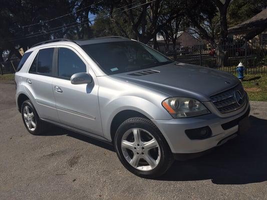 Mercedes ML320 Deisel Fully loaded Navigation, Rear Camera, power trunk