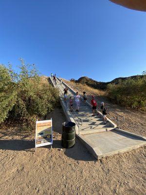 Entrance to the Santa Clarita Central Park Stairs!