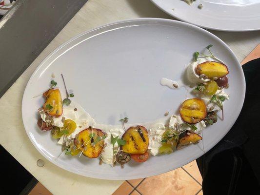 Grilled peach -/Buratta salad  micros