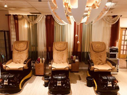 Spa pedicure chairs you can't wait to seat on