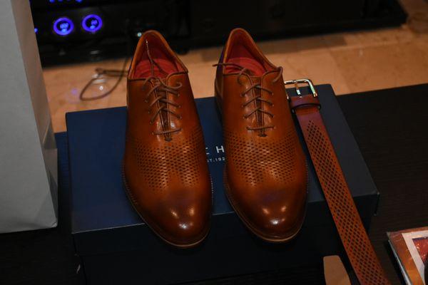 Washington Grand Laser Wingtip Oxford and matching Belt!