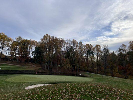 #hobbitsglengolfclub #hauntedhayride #preservefootprints