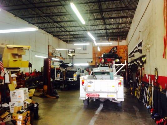 R & M Auto & Truck Repair