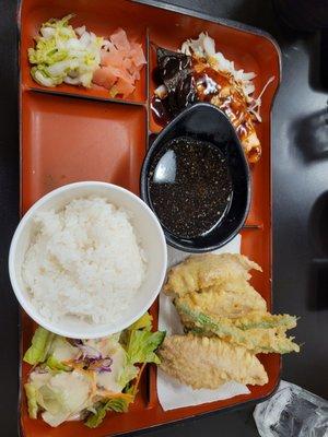 My ahi / veg tempura w Teri salmon.  Love that the skin was crunchy.