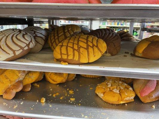 Conchas and yummy bread!