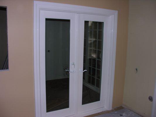 Vinyl Outswing French Door