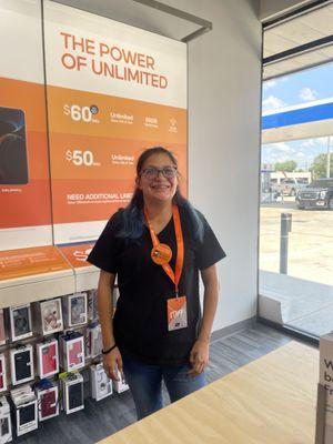 Amberly - associate at Boost Mobile