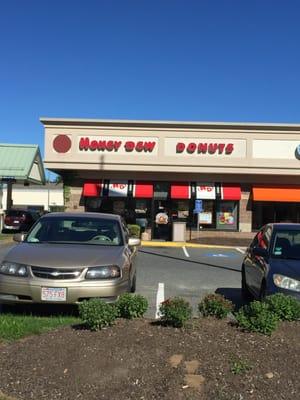 Milford Honey Dew Donuts -- 140 South Main Street / Route 140, Milford          Storefront