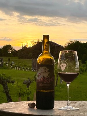 Sunset and wine at Vinecrafters