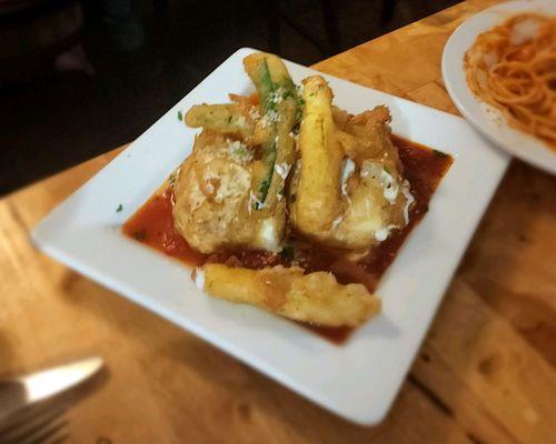 Fried provolone and zucchini