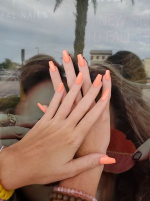 Summer nails