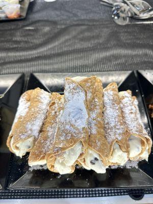 Cannoli's