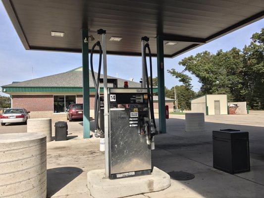 90-octane Ethanol-Free pump