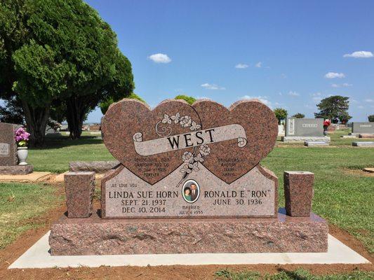 Double Heart Monument made from Chapel Rose Granite, from Oklahoma