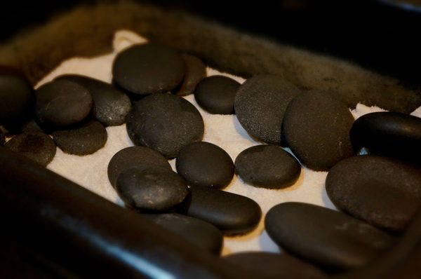 Hot Stone Massage to Relax your muscle