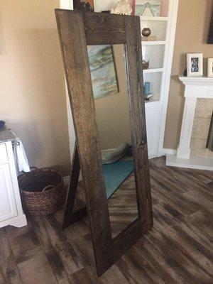 Custom mirror