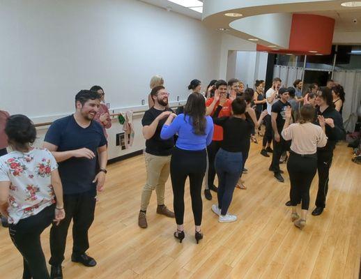 Start of beginner bachata classes