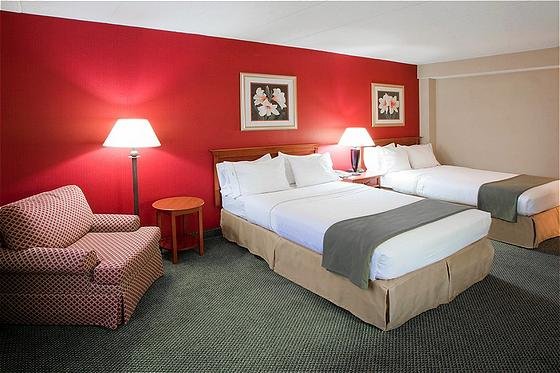 Holiday Inn Express Easton