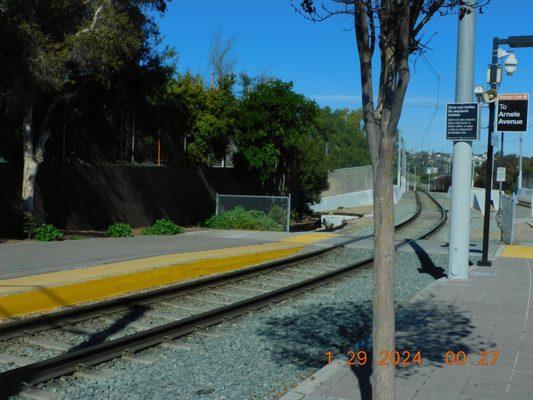 With the many of the 32nd street station you find many of the Industrial and chemical plants and the trash truck parking lot.