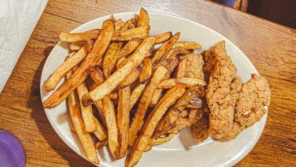 Chicken tenders with fries