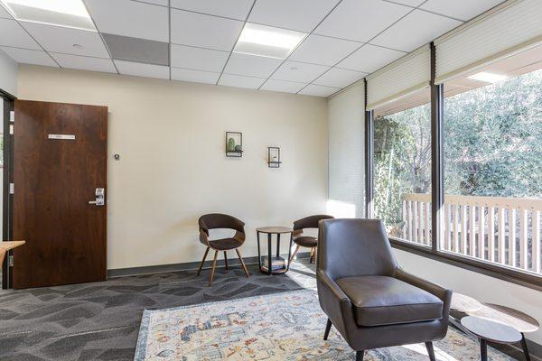 Walnut Creek Sima Space - Therapy Rooms, Meeting Rooms and Offices for hourly, daily and monthly lease. Flexible terms available.