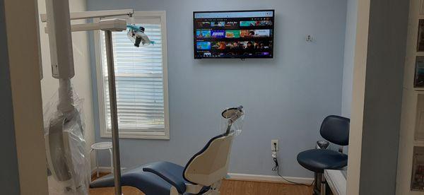 Excellent modern dental rooms that even feature Netflix while you are there for service!